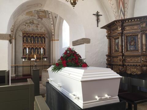 Сколько стоит умереть: мэрия Краснодара установила цены на гробы и ритуальные услуги