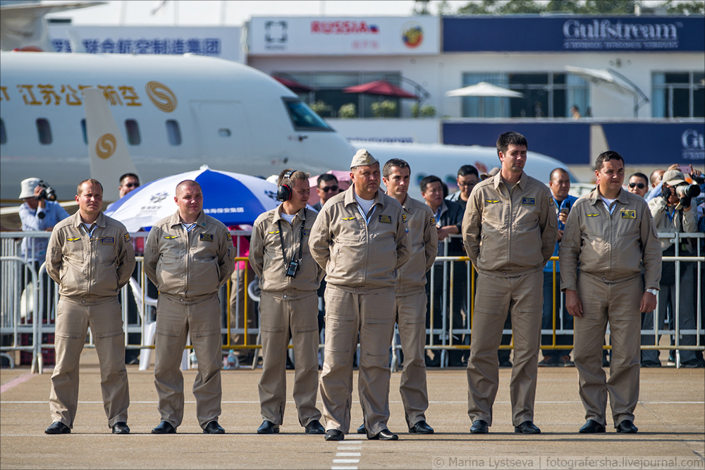 Русские витязи и Стрижи на China Airshow 2016