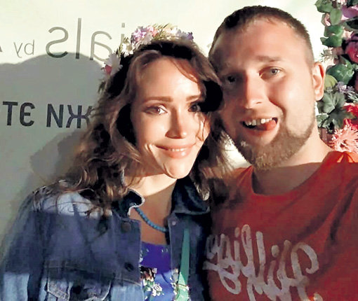 Александра с мужем Виталием. Фото: Instagram.com