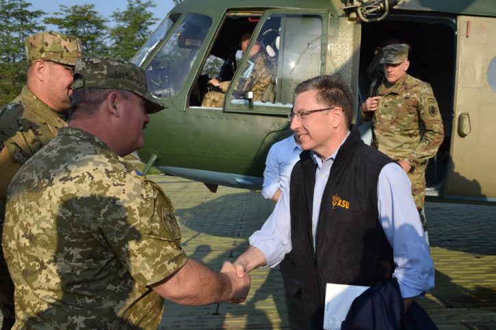 Делегация США на позициях боевиков АТО обещает «восстановить целостность Украины»