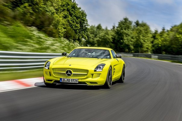 Mercedes-Benz SLS AMG Electric DriveСтоимость: 500 000 $Это первый автомобиль на электротяге,...