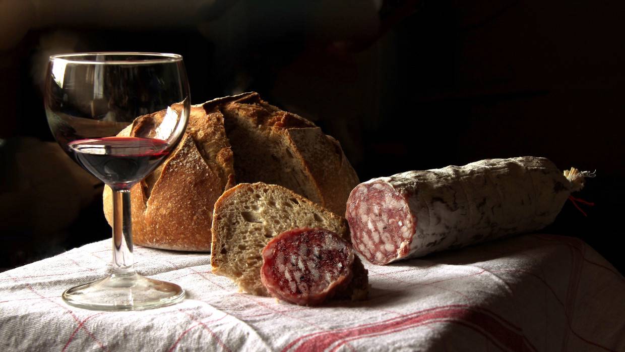 ДНР отправила в Россию первую партию колбасных изделий собственного производства