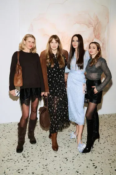 Алёна Свиридова, Михаил Лабковский, Полина Киценко посетили вечер в честь 10-летия галереи Полины Аскери instagram (инстаграм),социальная сеть,ален свиридова,анастасий голубков,анжелика аскера,борис белоцерковский,г,Москва [1405113],Елена Дудина,елена пинская,мария лобанова,Михаил Лабковский,Полина Аскери,Полина Киценко,полина лабковская,юлий голубков