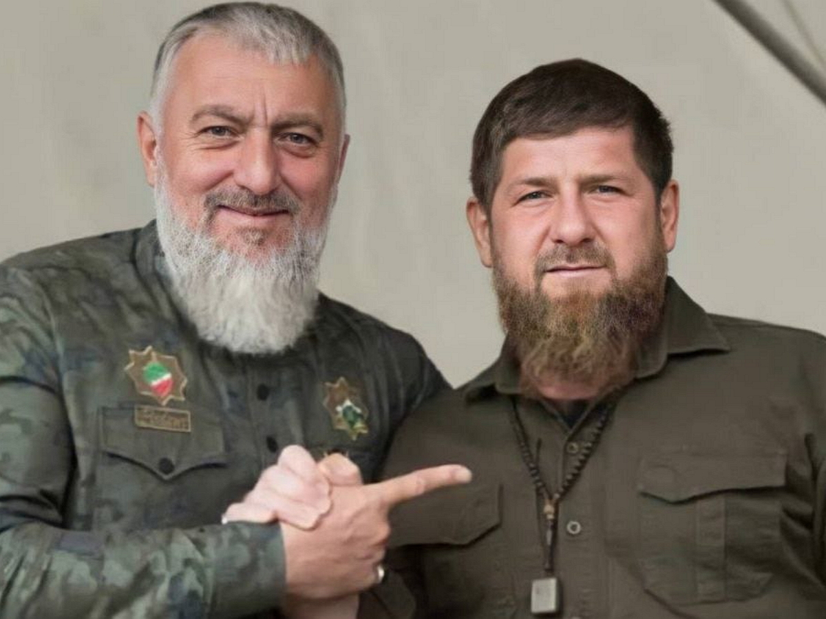 Кадыров заявил, что Делимханов “жив-здоров” и опубликовал с ним фото