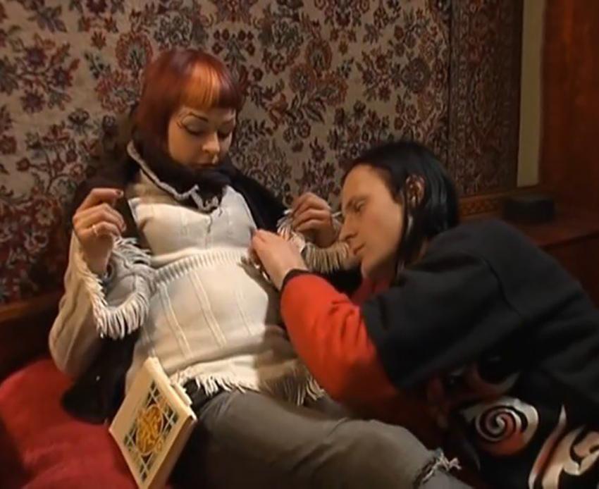 Одного сына оставила бабушке, второй трагически погиб: что известно о самой яркой участнице шоу «Беременна в 16» Елене Холоше Елена, девушка, Фатала, Сергеем, момент, Девушка, «Беременна, после, ребенка, погиб, Сергея, съемок, матерью, сыном, сбежала, молодой, Холоша, Фатал, человек, запомнилась