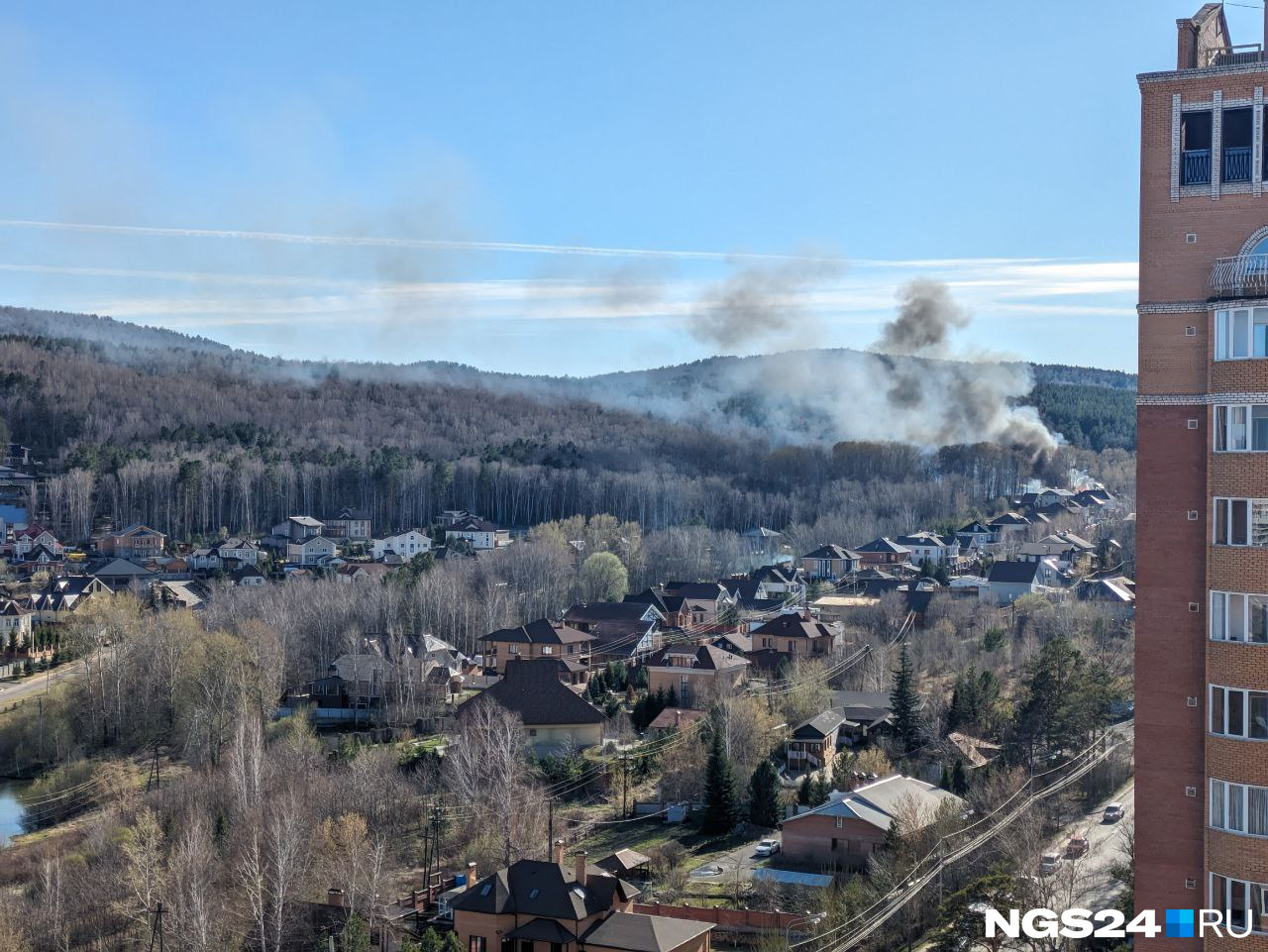 В Красноярске в Ветлужанке и на Никитина произошли пожары