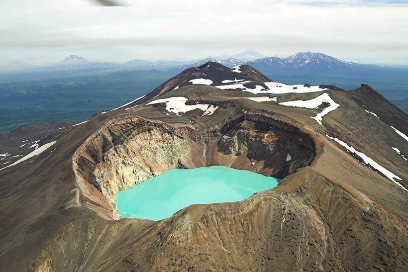 Озеро Троицкое. Фото: tourismkamchatka.ru 