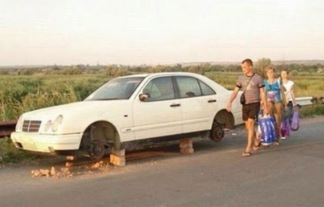 Необычные автопроисшествия