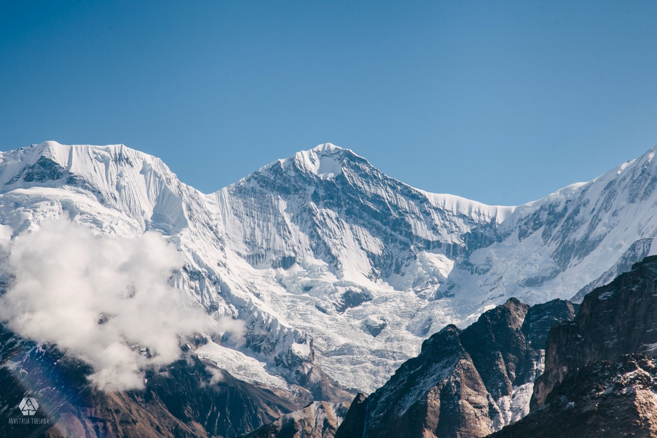 Гималаи в евразии. Непал Гималаи. Непал горы Гималаи. Высокогорье Гималаев. Горная цепь Гималаи.