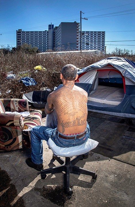 Как живут бездомные американцы (20 фото) Как живут бездомные американцы (20 фото)