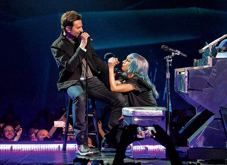 Ирина Шейк и Брэдли Купер: как самая яркая пара планеты готовится к "Оскару-2019" Ирина Шейк и Брэдли Купер: как самая яркая пара планеты готовится к "Оскару-2019" Звезды / Звездные пары