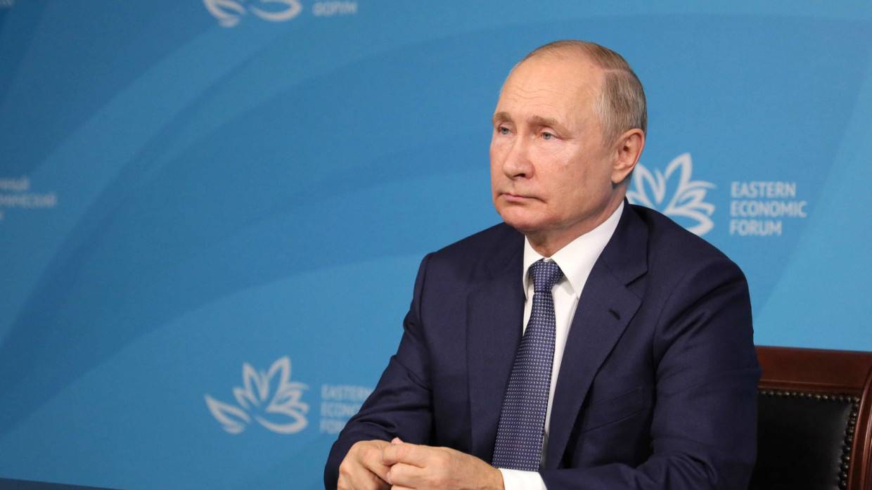 Путин поручил оказывать индивидуальную помощь семьям шахтеров «Листвяжной»
