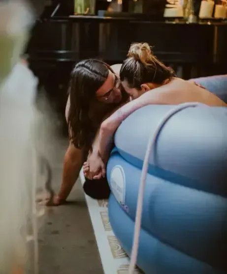 Румер Уиллис показала, как кормит грудью трёхлетнюю дочь. Её раскритиковали Румер, Уиллис, соцсетях, видео, Уиллиса, опубликовала, нужно, дочерью, чтобы, дочери, также, Брюса, котором, стейк, Томас, Ричард, заявила, кормит, обеспечить, четырёх