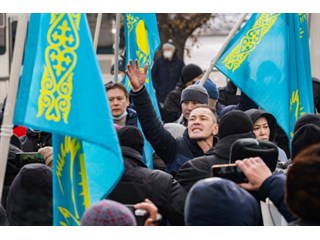 Казахстан: отношения с Россией распадаются, национализм растёт, русские уезжают, приходит Китай