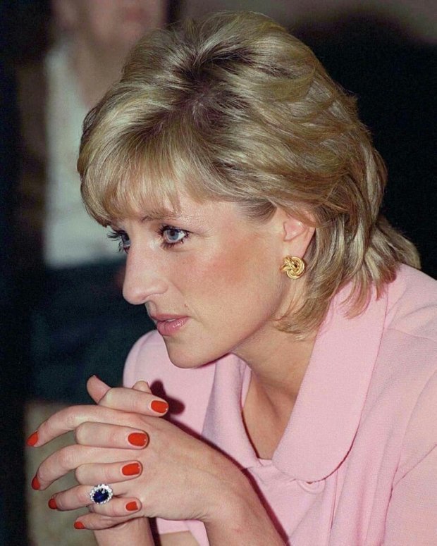 5 королевских правил, которые нарушила принцесса Диана загадочность,знаменитости,интересное,очарование,фотографии