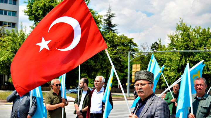 ПРОТУРЕЦКОЕ ПОДПОЛЬЕ. КРЫМ ПЫТАЮТСЯ ВЗОРВАТЬ ИЗНУТРИ