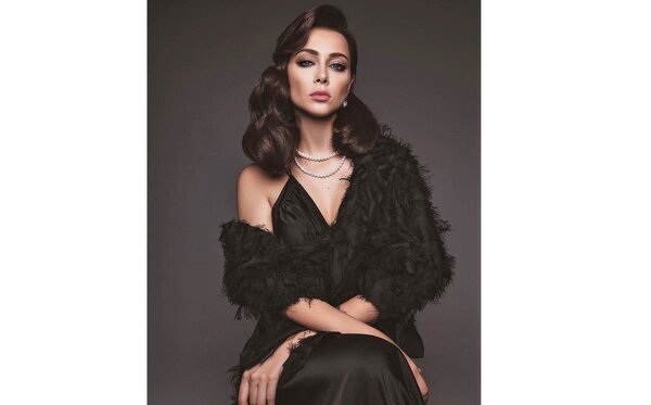 Харизматиченая актриса театра и кино-Настасья Самбурская Харизматиченая актриса театра и кино-Настасья Самбурская