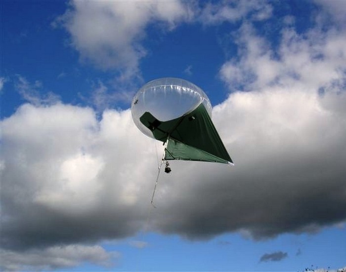 Кайтун — гибрид воздушного змея и воздушного шара.