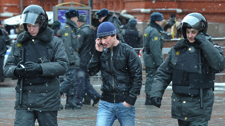 "НАРОД БУДУТ УБИВАТЬ, А ПОЛИЦИЯ БЕЗДЕЙСТВОВАТЬ". МИГРАНТЫ ГОТОВЯТ В РОССИИ ВАРФОЛОМЕЕВСКУЮ НОЧЬ? г,Мытищи [815553],Московская обл,[807356],Мытищи г,о,[95244363],Омская обл,[958105],россия