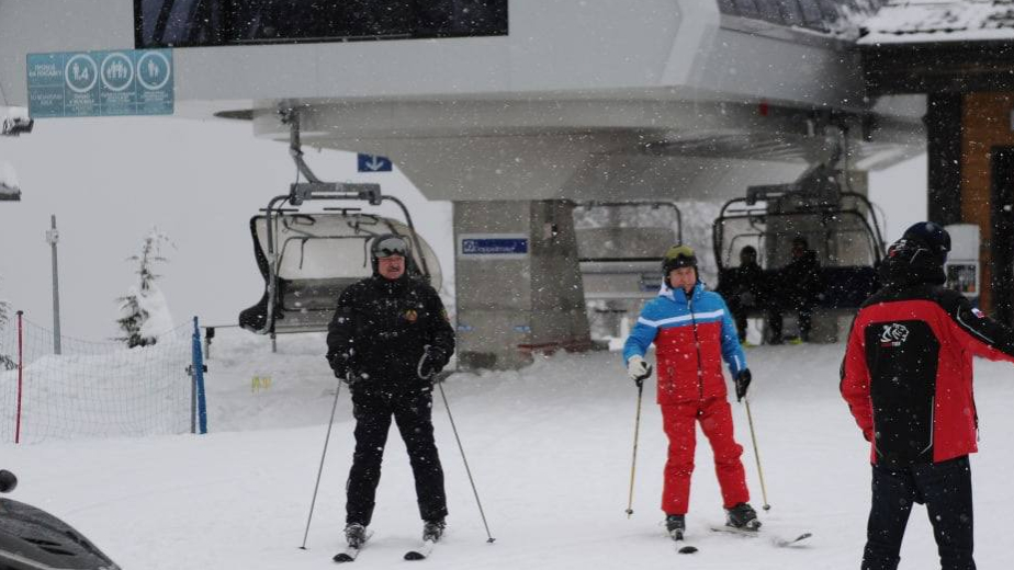 В Совбезе объяснили, почему Медведев не встретился с Лукашенко В Совбезе объяснили, почему Медведев не встретился с Лукашенко