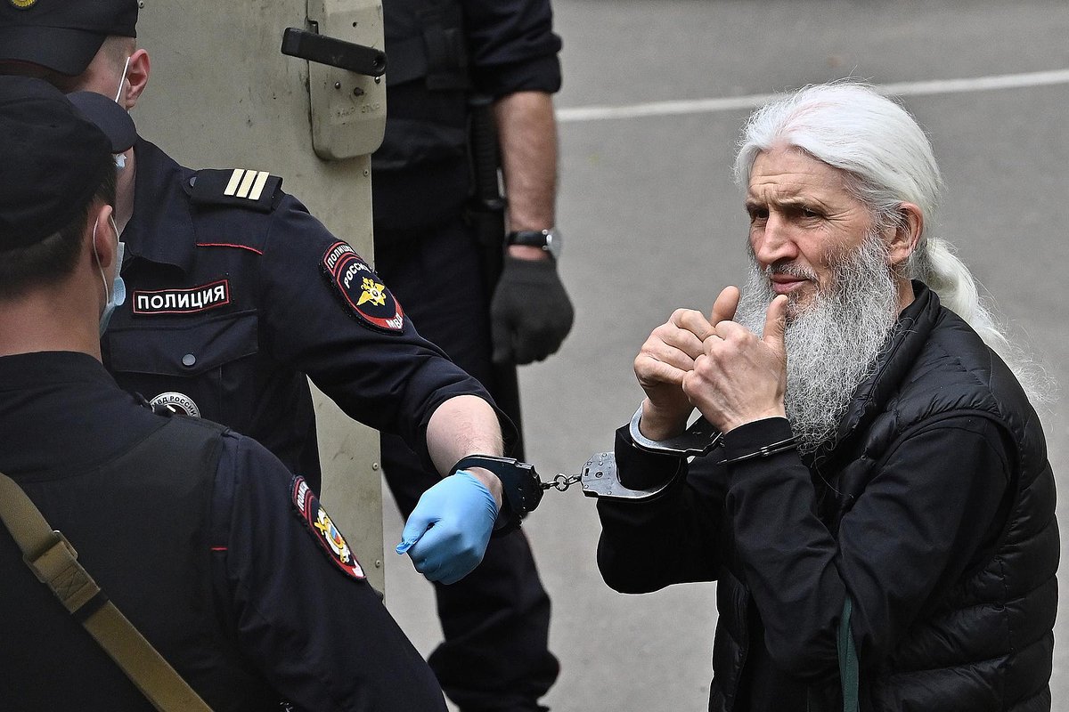 Бывший схимонах Сергий (Николай Романов) 