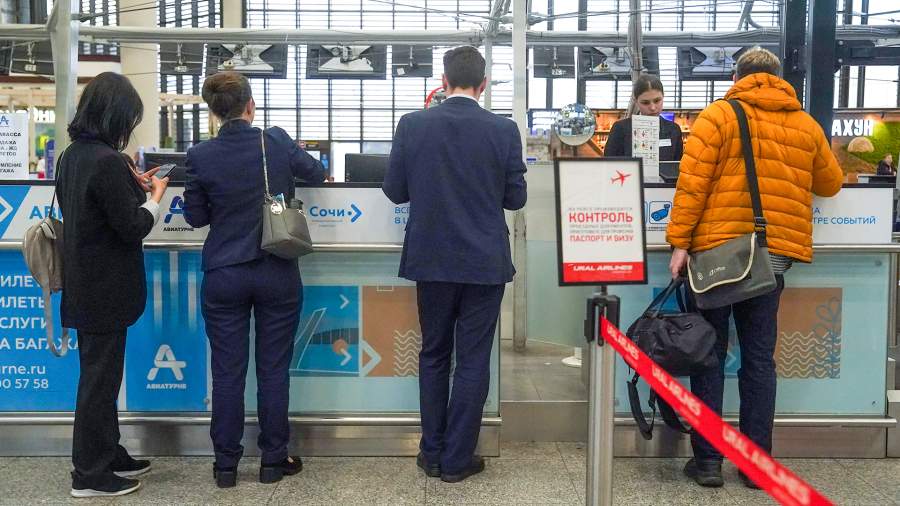 Авианажим: мошенники прикидываются сотрудниками банков в аэропортах