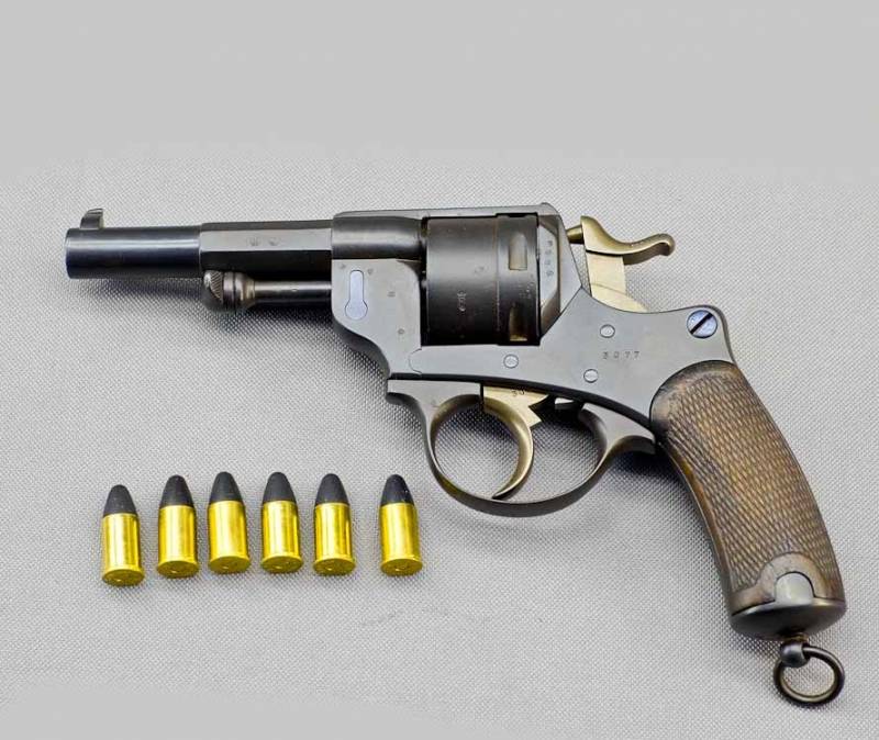 Первые хоть в чём-то: французские армейские револьверы Первые хоть в чём-то: французские армейские револьверы оружие