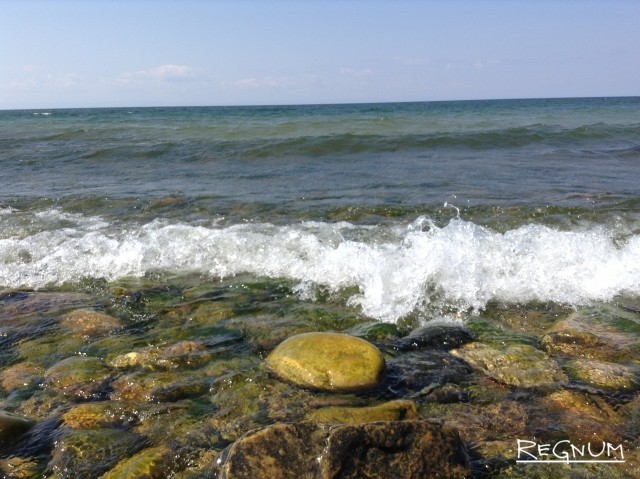 Байкал «Стыдно»: китайцы готовятся выкачивать байкальскую воду