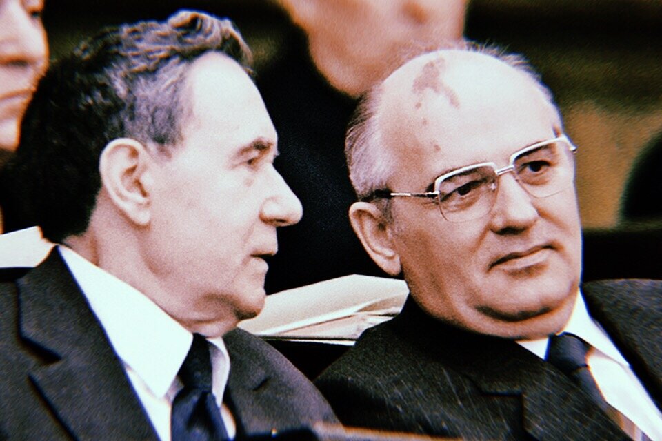 Холодный март 85-го: кто и зачем привел к власти Михаила Горбачёва