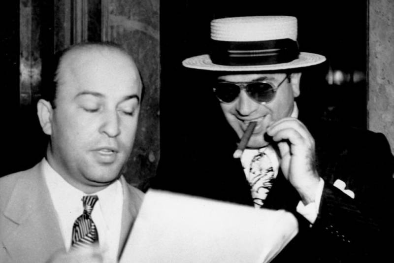 «Добрым словом и пистолетом». Альфонс Капоне в Чикаго «Добрым словом и пистолетом». Альфонс Капоне в Чикаго история