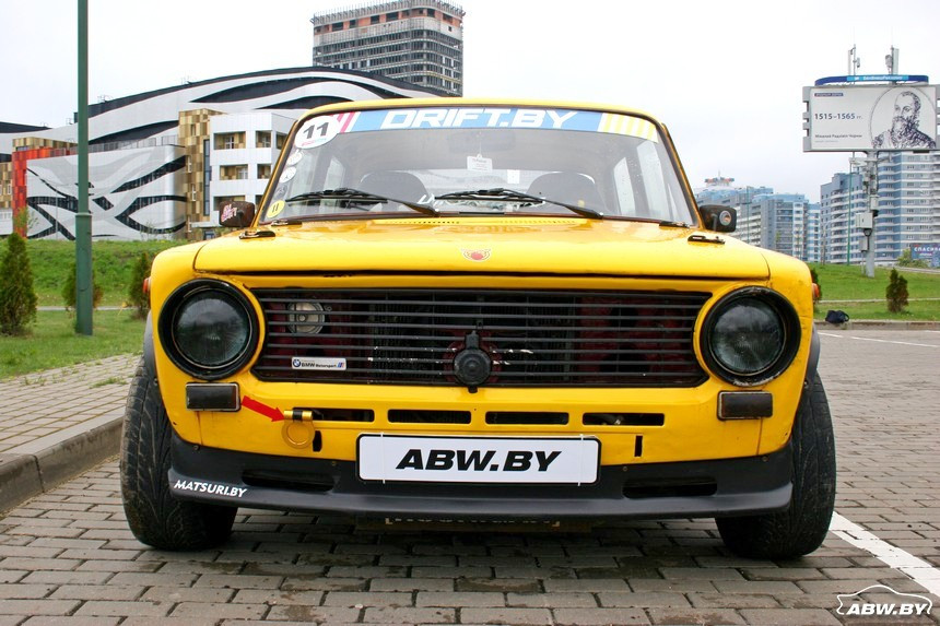 Как превратить старый ВАЗ в дикий, но веселый аппарат авто и мото,автоновости,машины,тюнинг