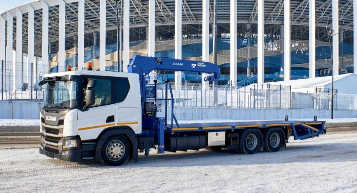 На шасси Scania построили новый эвакуатор для транспортировки спецтехники На шасси Scania построили новый эвакуатор для транспортировки спецтехники Автомобили