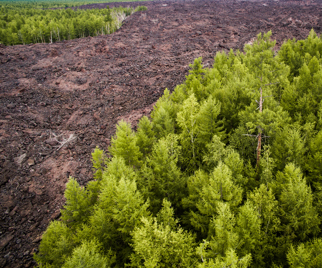 Как люди едут на Толбачик после извержения. Камчатка. Россия Как люди едут на Толбачик после извержения. Камчатка. Россия Война и мир