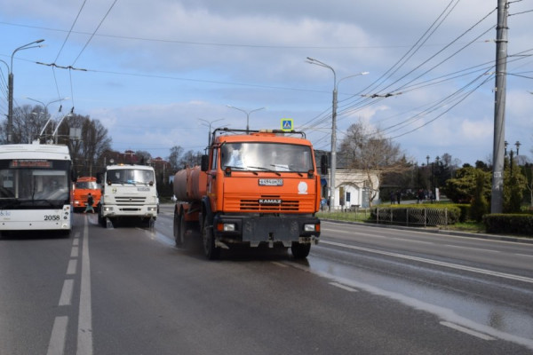 Дороги Севастополя приводят в порядок