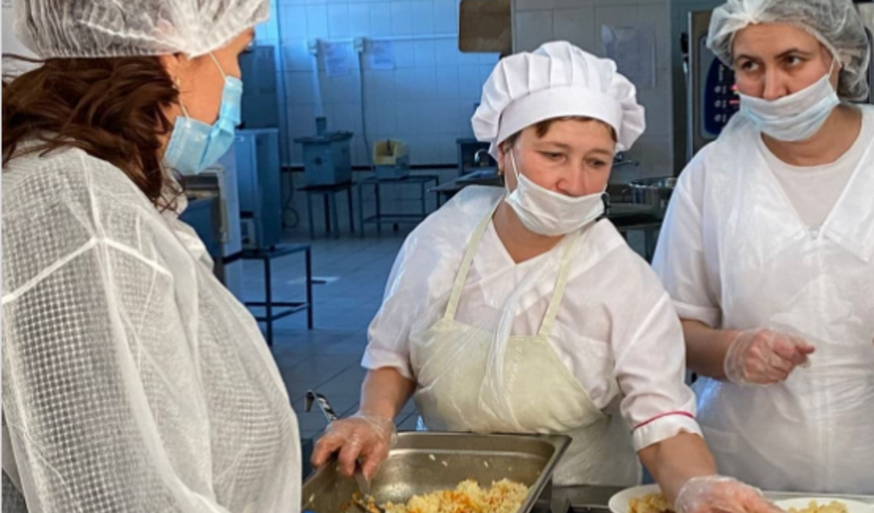 Помогут ли опросы оренбургских школьников улучшить школьное питание?