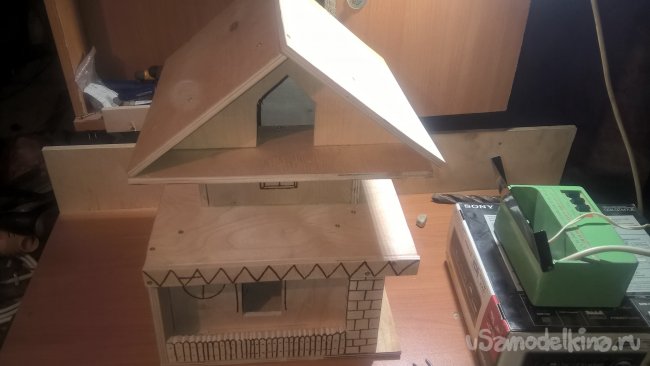 Двухэтажный скворечник в стиле люкс Двухэтажный скворечник в стиле люкс кормушка своими руками