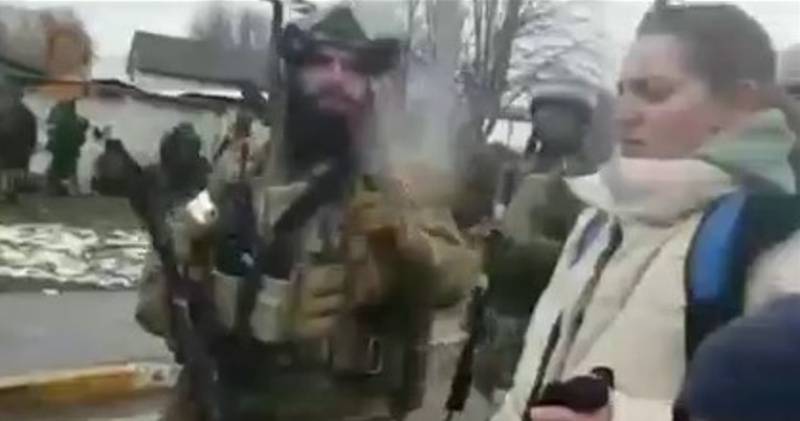  Кадыров опубликовал видео спасения украинских беженцев российскими военнослужащими