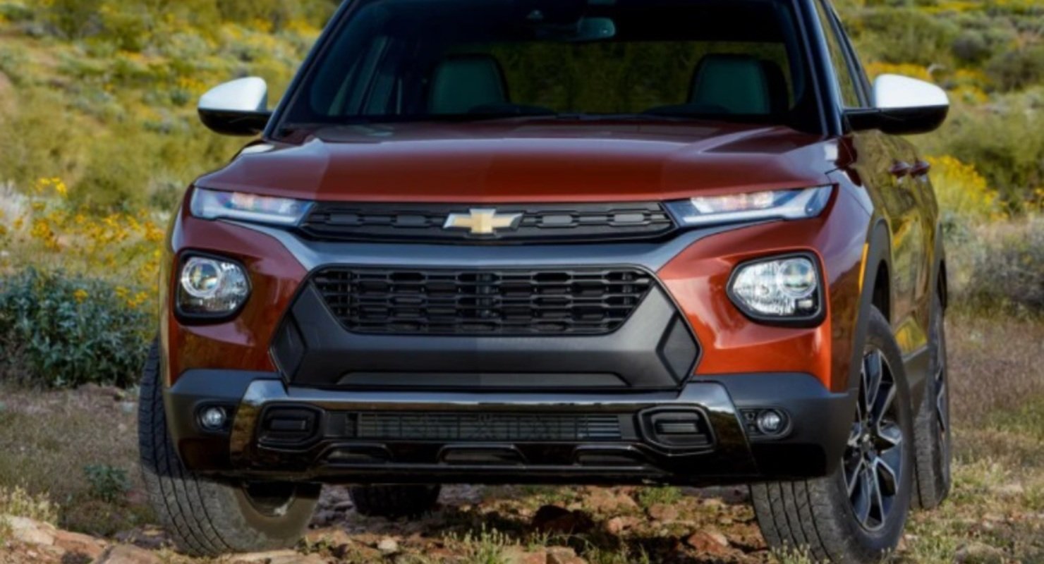 В России продают самые дорогие кроссоверы: сколько стоят за границей те же машины, что и в РФ?