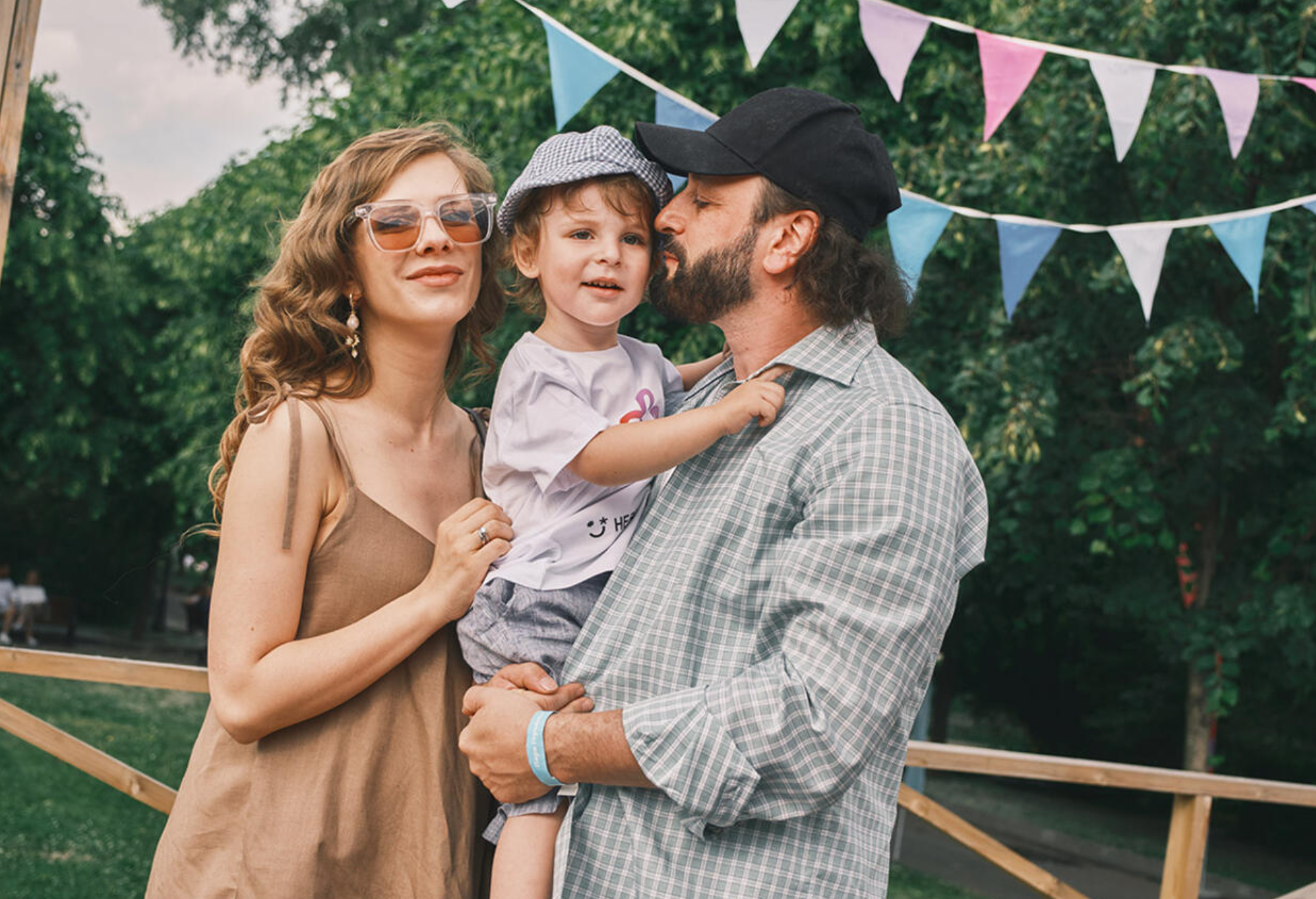 Как выглядит старший сын фигуриста Ильи Авербуха Авербух, Лобачевой, фигуриста, сыном, Арзамасовой, Лобачева, время, Авербуха, также, которая, женой, Ирины, бывшей, родился, Елизаветой, Третьяков, Спортсмен, воспитывает, всегда, смогла