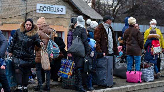 Министр внутренних дел Великобритании заявила об упрощении программы получения убежища для семей беженцев из Украины ИноСМИ