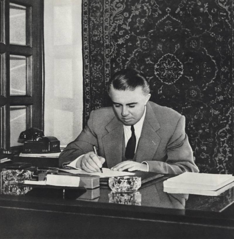 Албания после II мировой войны: социализм и ходжаизм история