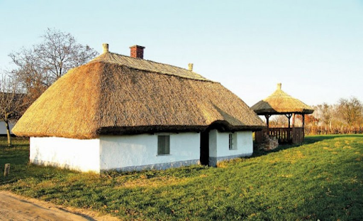 10 традиционных домов разных народов России