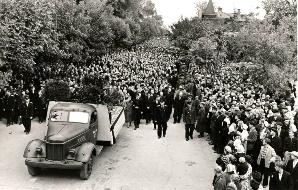 Как хрущёвский волюнтаризм привёл к погрому животноводства в РСФСР г,Москва [1405113],г,Новочеркасск [1078729],город Новочеркасск г,о,[95247471],город Рязань г,о,[95247960],г,Рязань [1113577],г,Челябинск [1338182],история,Ростовская обл,[1078351],Рязанская обл,[1113521],Челябинская обл,[1351087],Челябинский г,о,[95250634]