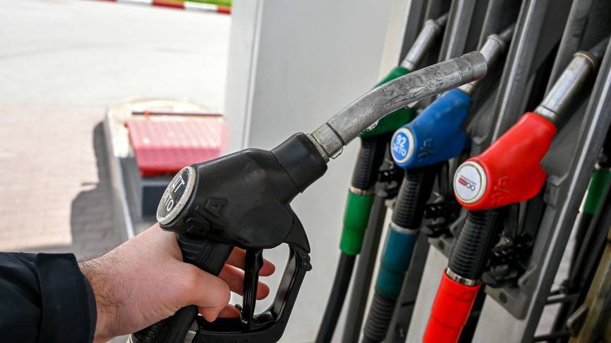 Цены на бензин и дизтопливо в России продолжают расти