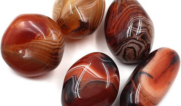 Сардоникс-значение и свойства