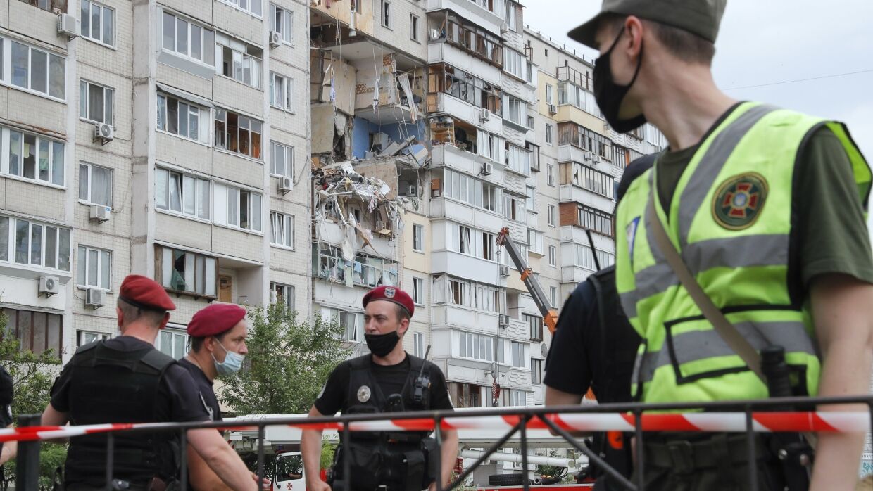 Взрыв жилого дома в Киеве — вакуумная бомба или проделки «героев» АТО