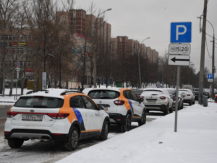 Странная политика китайских автопроизводителей в России, новые ограничения для водителей, возвращение «метанольных» стеклоомываек: итоги недели