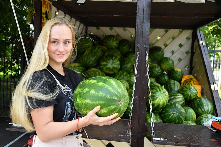 В Москве открылись 250 бахчевых развалов