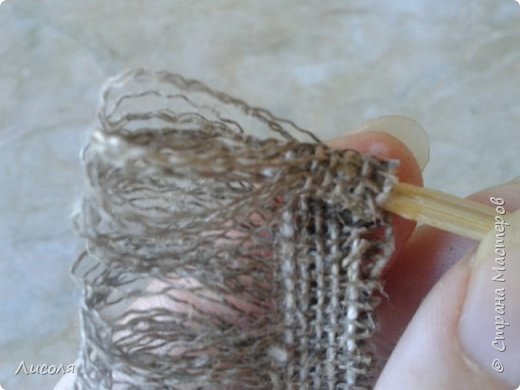 Небольшая иллюстрация к процессу создания очаровательных цветочков из мешковины Небольшая иллюстрация к процессу создания очаровательных цветочков из мешковины женские хобби