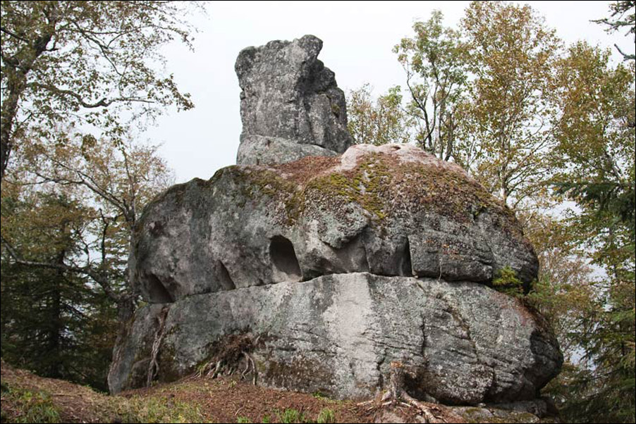 Амурские столбы - следы войны Богов? Амурские столбы - следы войны Богов?